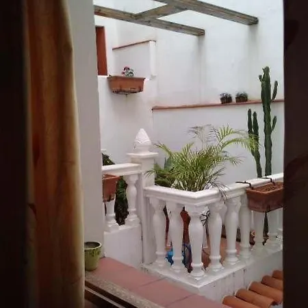 Apartement In Punta Brava Mit Kleiner Terrasse Zum Innenhof *